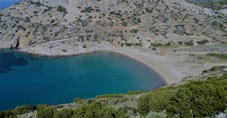 VARVAROUSSA BEACH